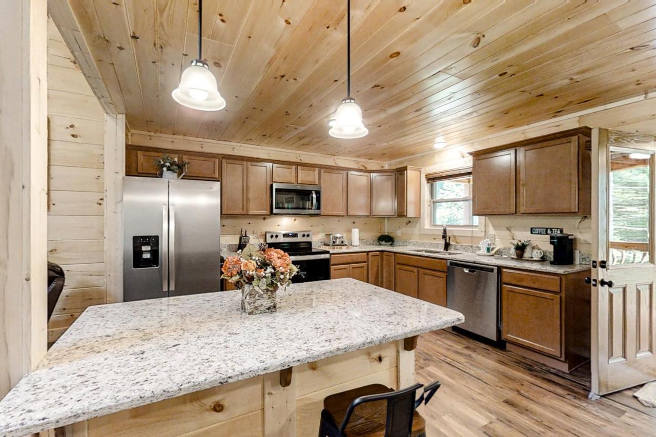 Misty Mountain Retreat Sevierville Exterior foto