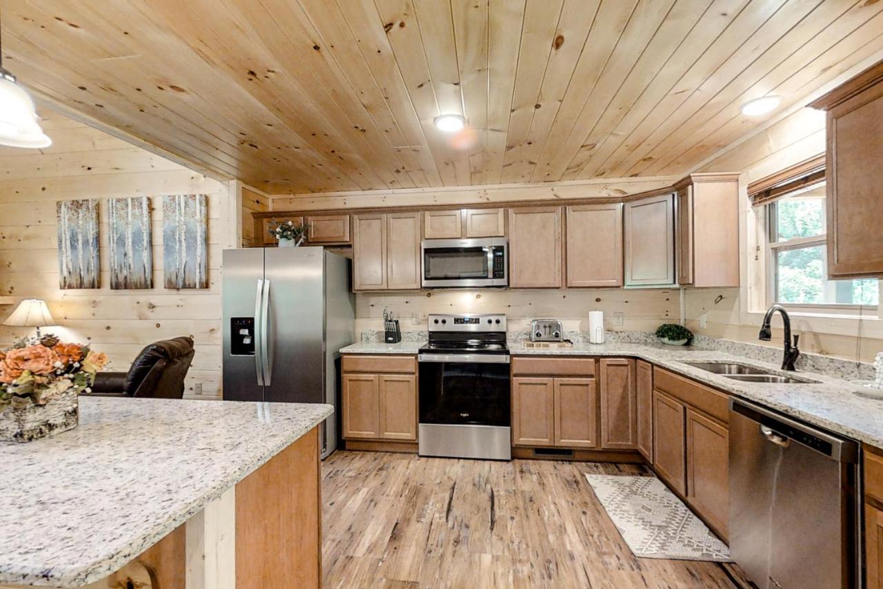 Misty Mountain Retreat Sevierville Exterior foto